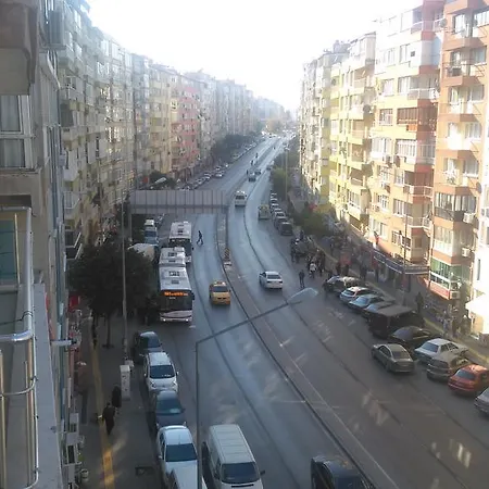 Gurbuz Apartment Izmir